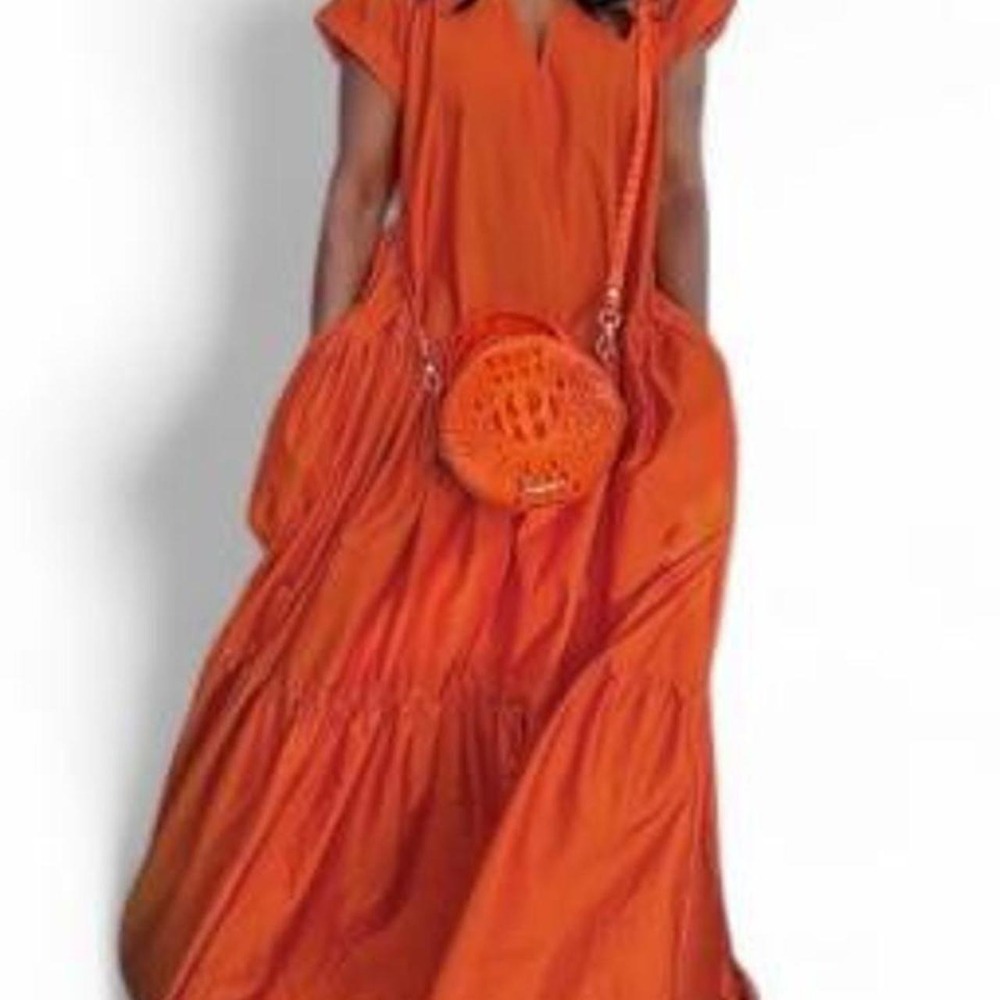 UOOZEE Soft Short-Sleeve Minimalist V-Neck Loose Pleated Pocket Maxi Dress